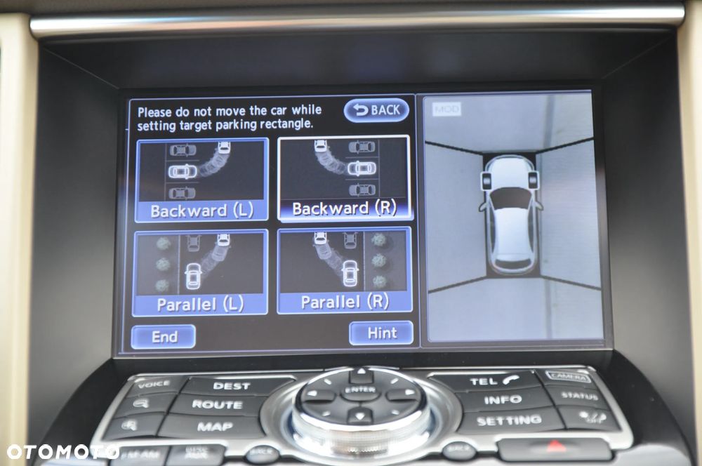 Infiniti QX70 - 13
