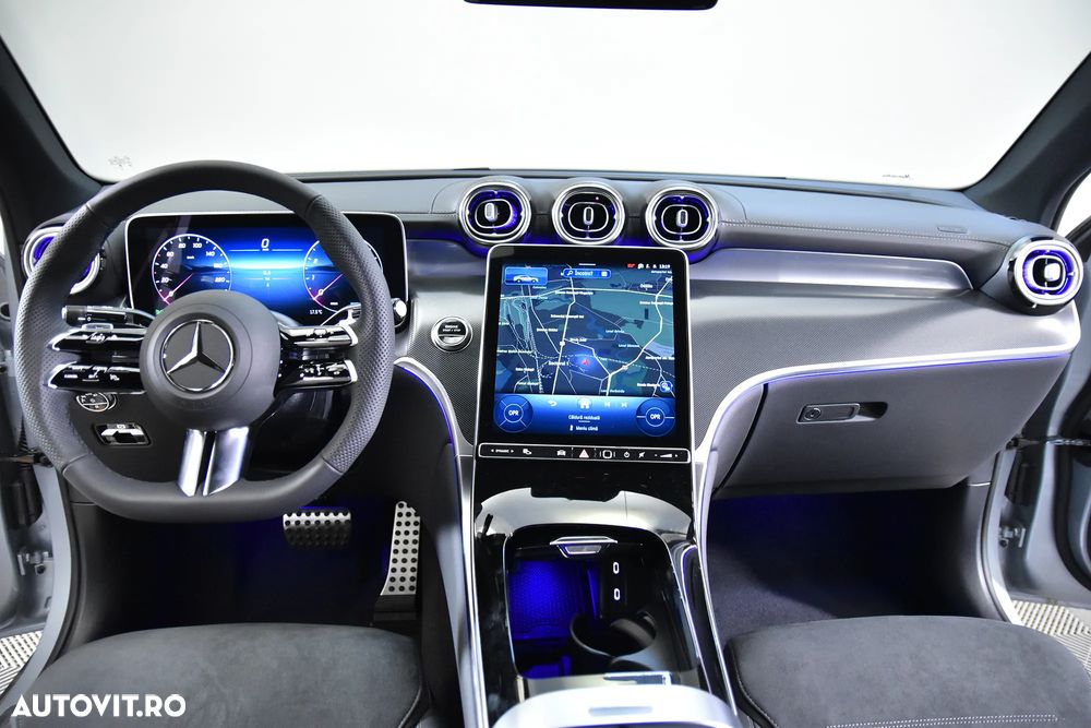 Mercedes-Benz GLC Coupe 300 4MATIC MHEV - 10
