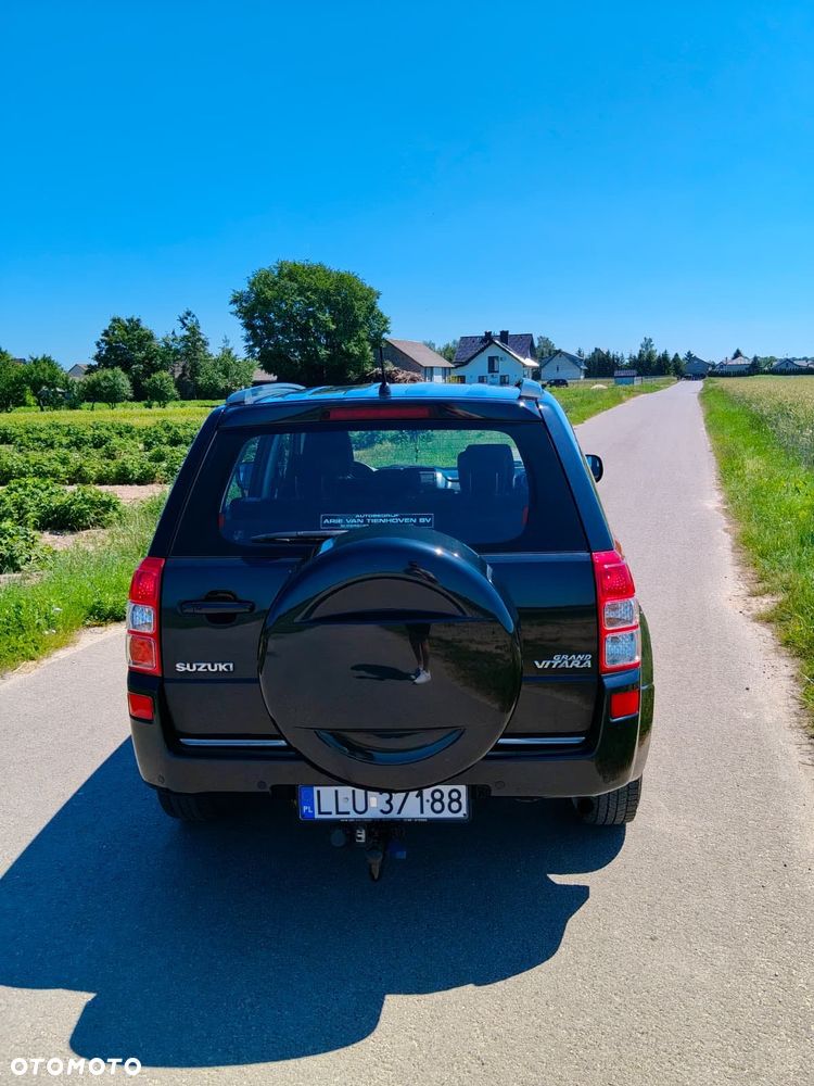 Suzuki Grand Vitara - 3