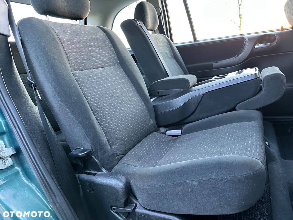 Opel Zafira 1.8 Elegance - 28