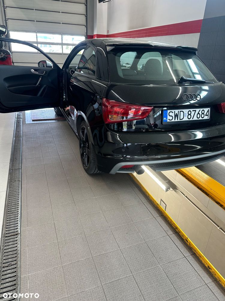 Audi A1 3-drzwiowe 1.6 TDI S line edition - 25