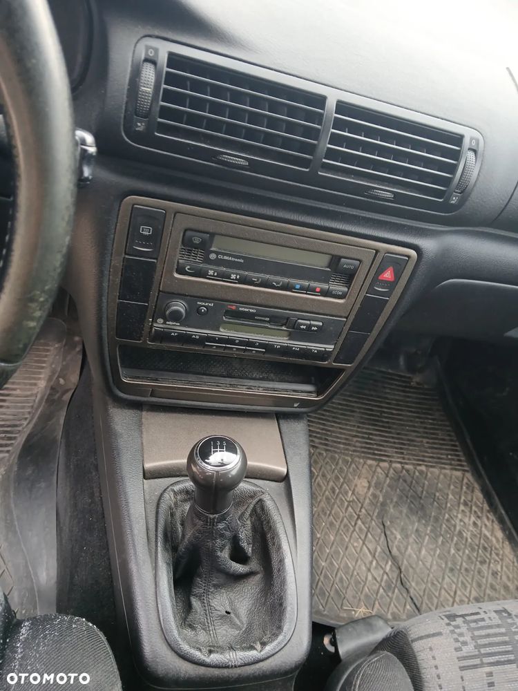 VOLKSWAGEN PASSAT B5 LB5N fotel fotele kanapa deska kokpit podsufitka boczek boczki klamka - 5