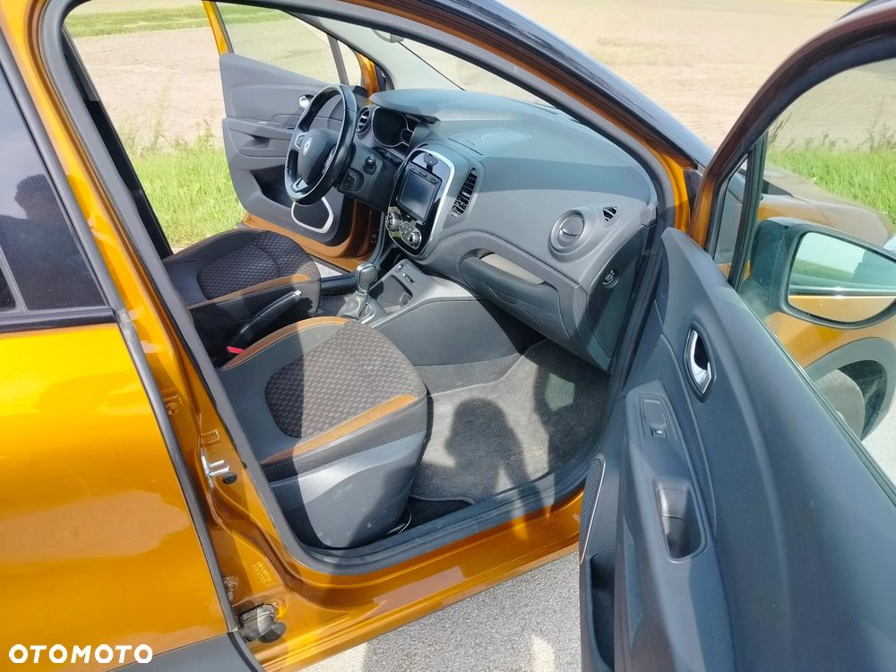 Renault Captur - 12