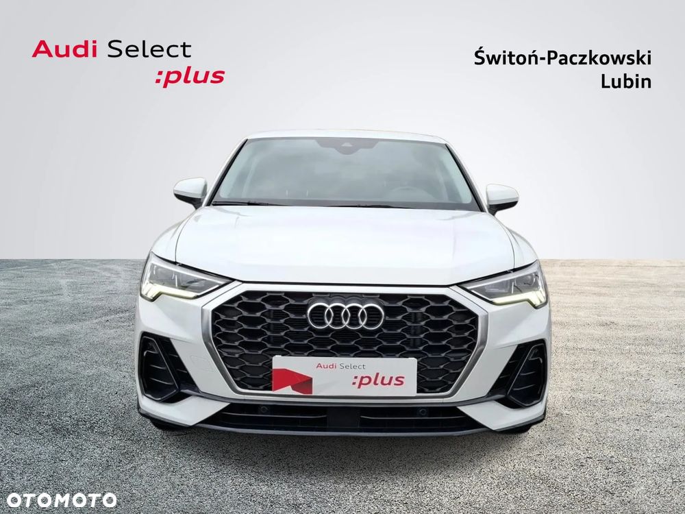 Audi Q3 Sportback - 8