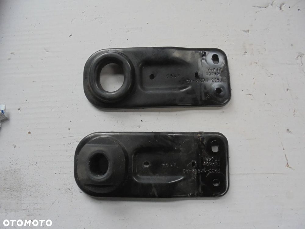 mustang GT VI 5,0 mocowanie chłodnicy - 2