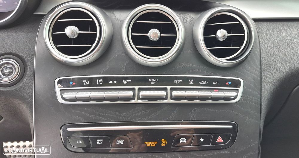 Mercedes-Benz GLC 300 de 4Matic 9G-TRONIC AMG Line Plus - 24