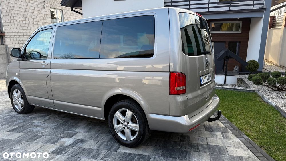 Volkswagen Multivan - 5