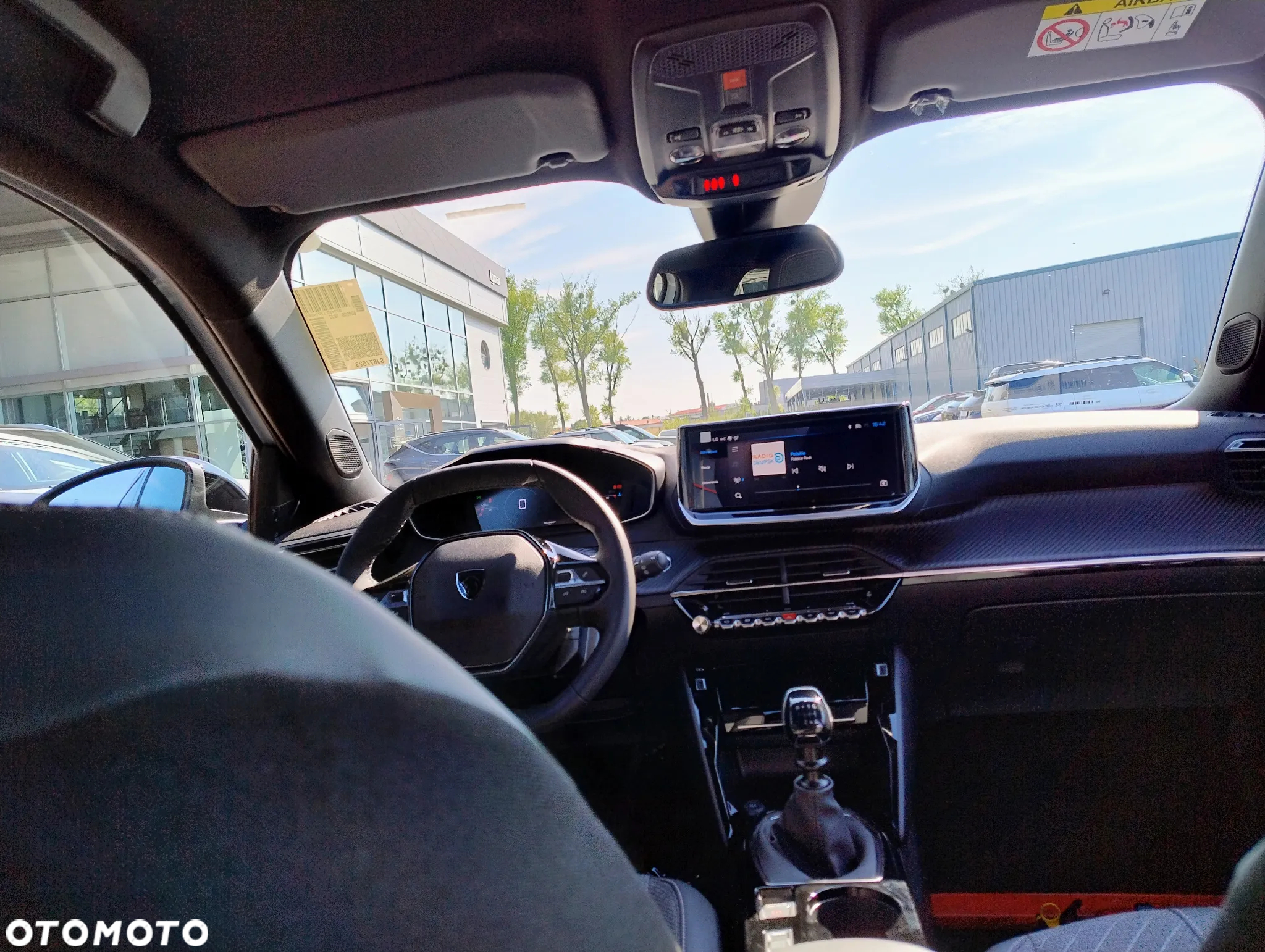 Peugeot 2008 PureTech 100 Allure S&S BVM6 - 12