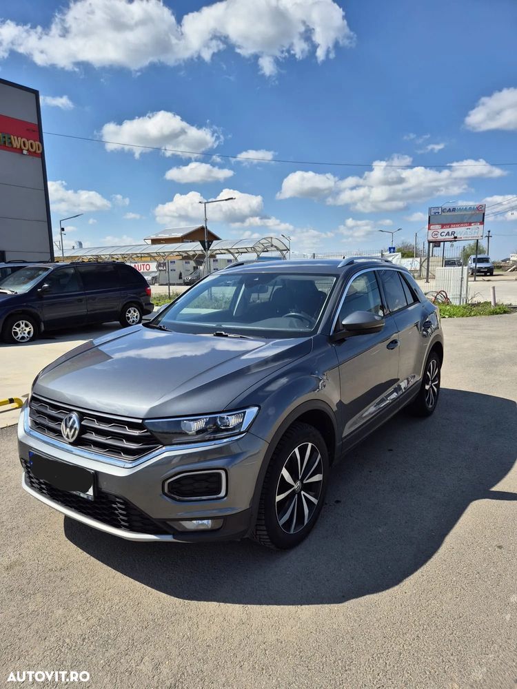 Volkswagen T-ROC 1.5 TSI DSG Design - 10