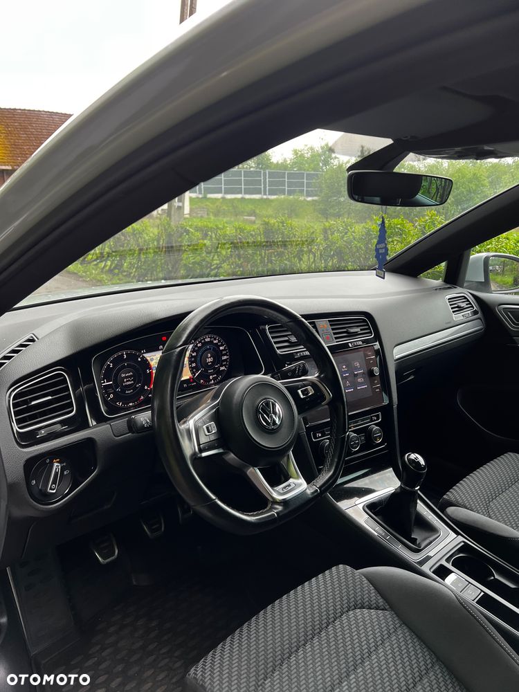 Volkswagen Golf 1.6 TDI BMT Highline - 14