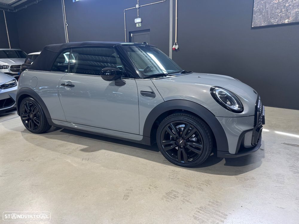 MINI Cabrio Cooper Premium Plus JCW Auto - 1