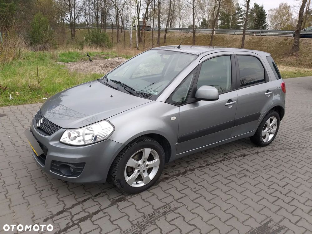 Suzuki SX4 1.6 Premium - 2