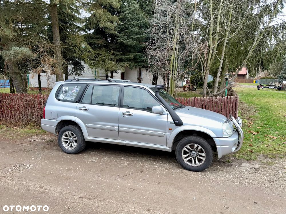 Suzuki Grand Vitara 2.7 V6 - 11