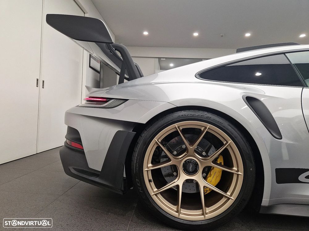 Porsche 911 (992) GT3 RS - 14