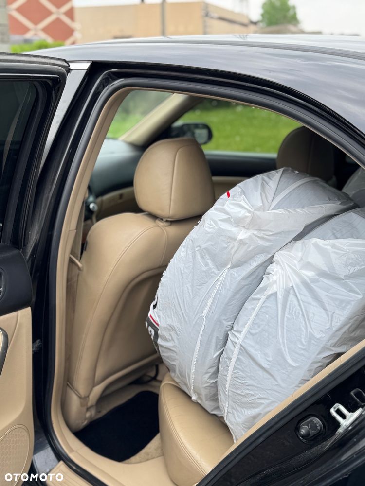 Honda Accord 2.0 i Executive - 11