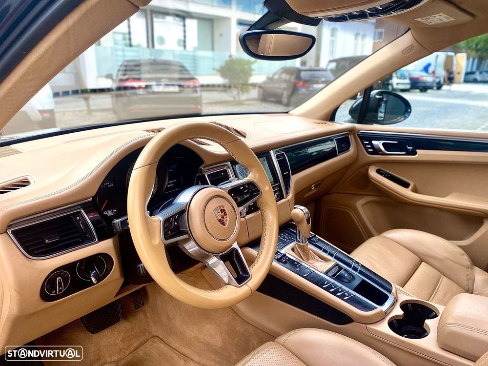 Porsche Macan S - 17