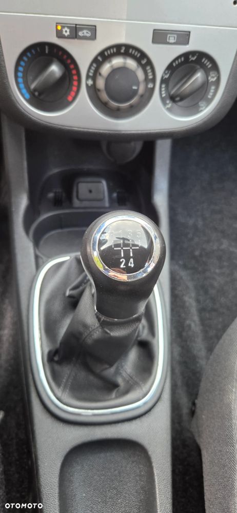 Opel Corsa 1.4 (ecoFLEX) Start/Stop Innovation - 30