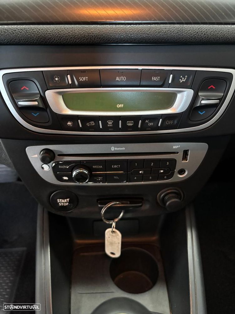 Renault Mégane Sport Tourer 1.5 dCi Dynamique SS - 13