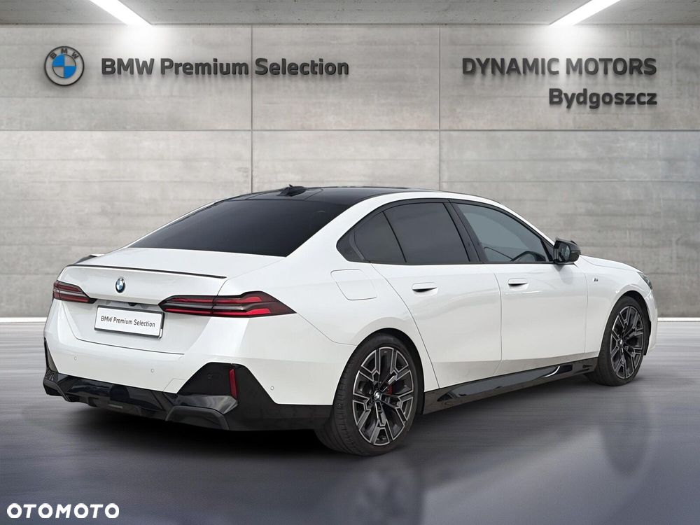 BMW Seria 5 520d xDrive mHEV M Sport - 6