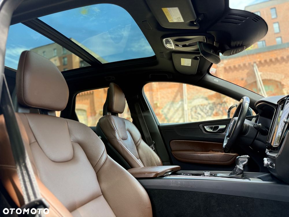 Volvo XC 60 T6 AWD Geartronic Inscription - 16