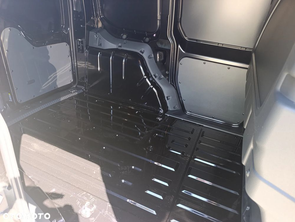 Volkswagen Caddy - 8