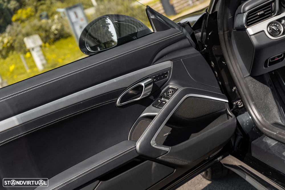 Porsche 911 (991) Carrera S 50 Anos - 11