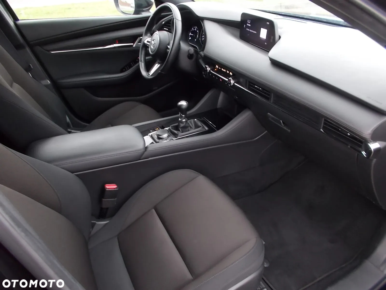 Mazda 3 SKYACTIV-D 1.8 SELECTION - 10