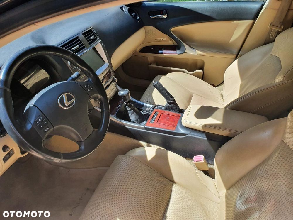 Lexus IS 220 D Prestige - 4
