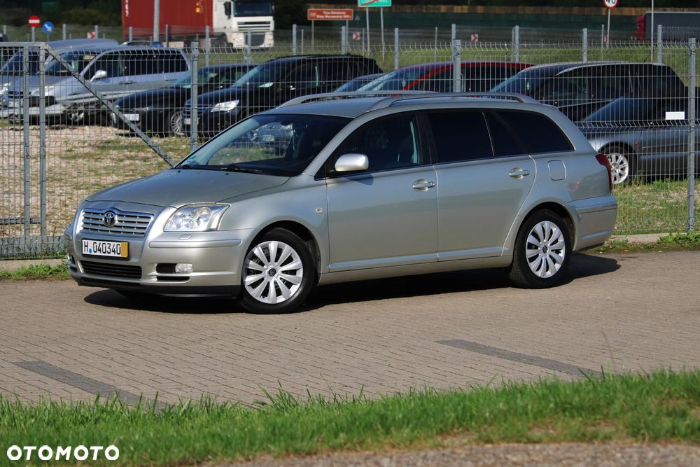 Toyota Avensis - 3