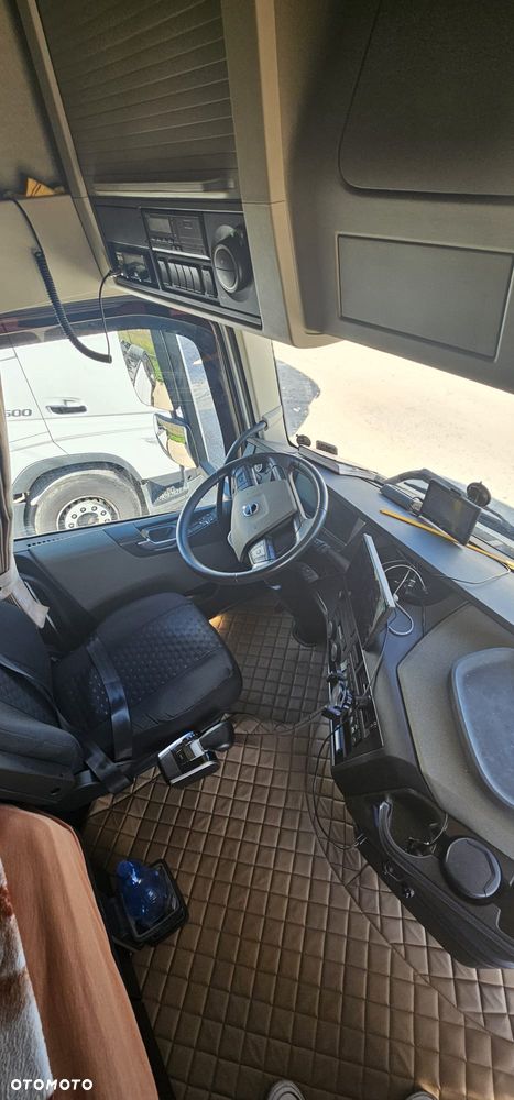 Volvo FH - 8