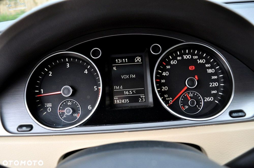 Volkswagen Passat Variant - 26
