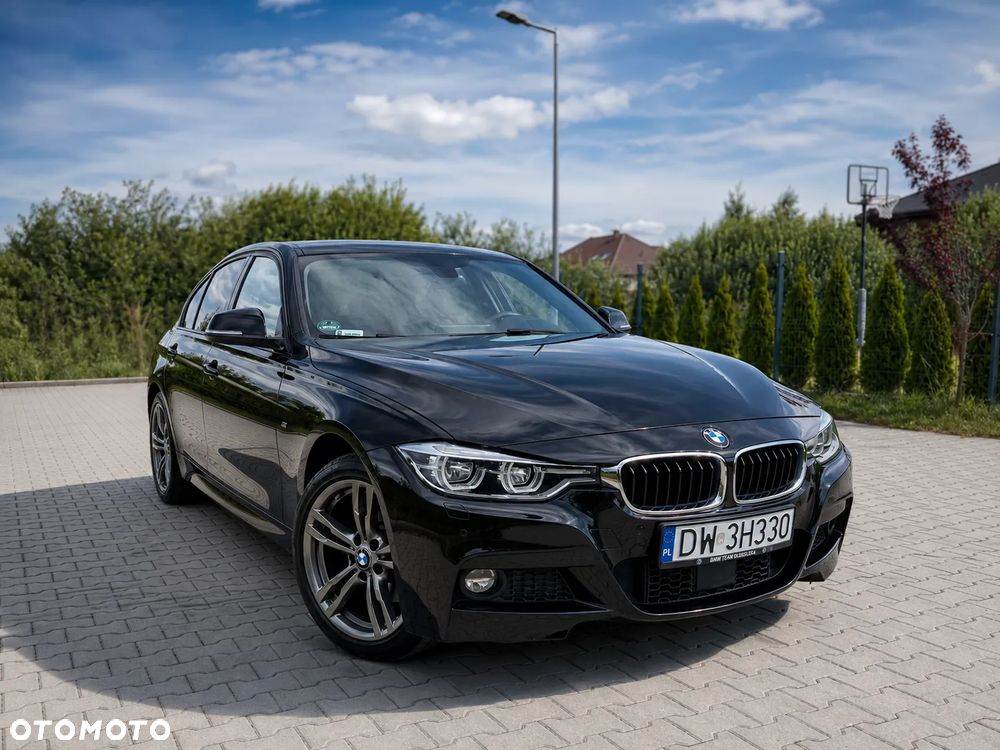BMW Seria 3 330i xDrive M Sport Shadow - 3