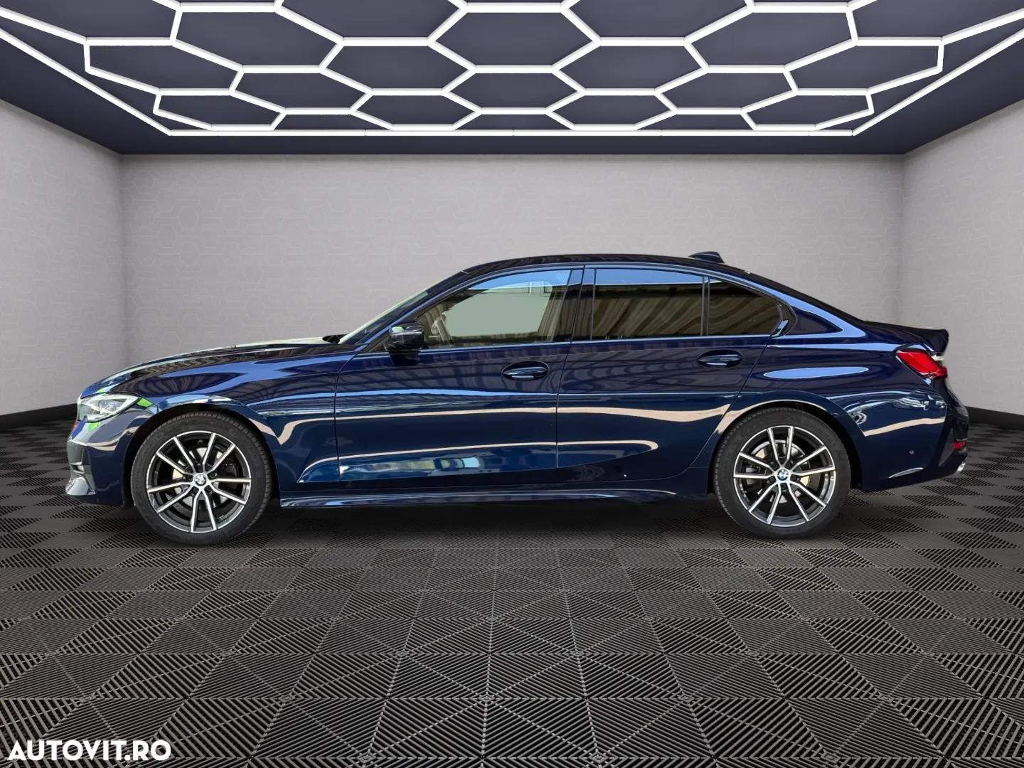 BMW Seria 3 320d xDrive AT MHEV - 12