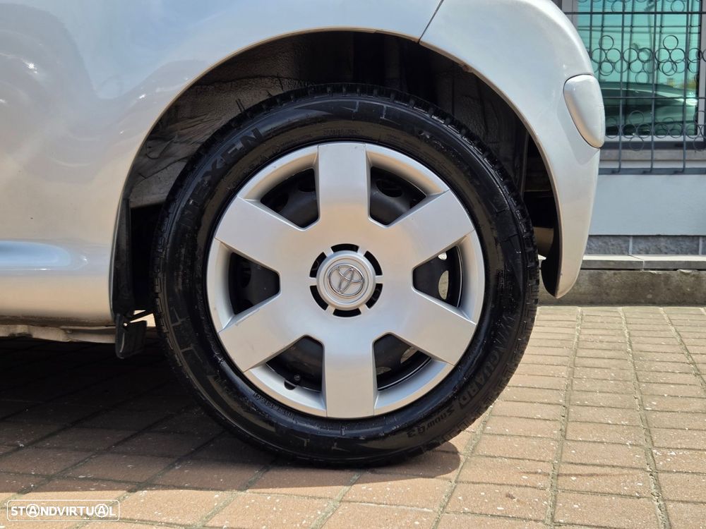 Toyota Aygo 1.0 - 5