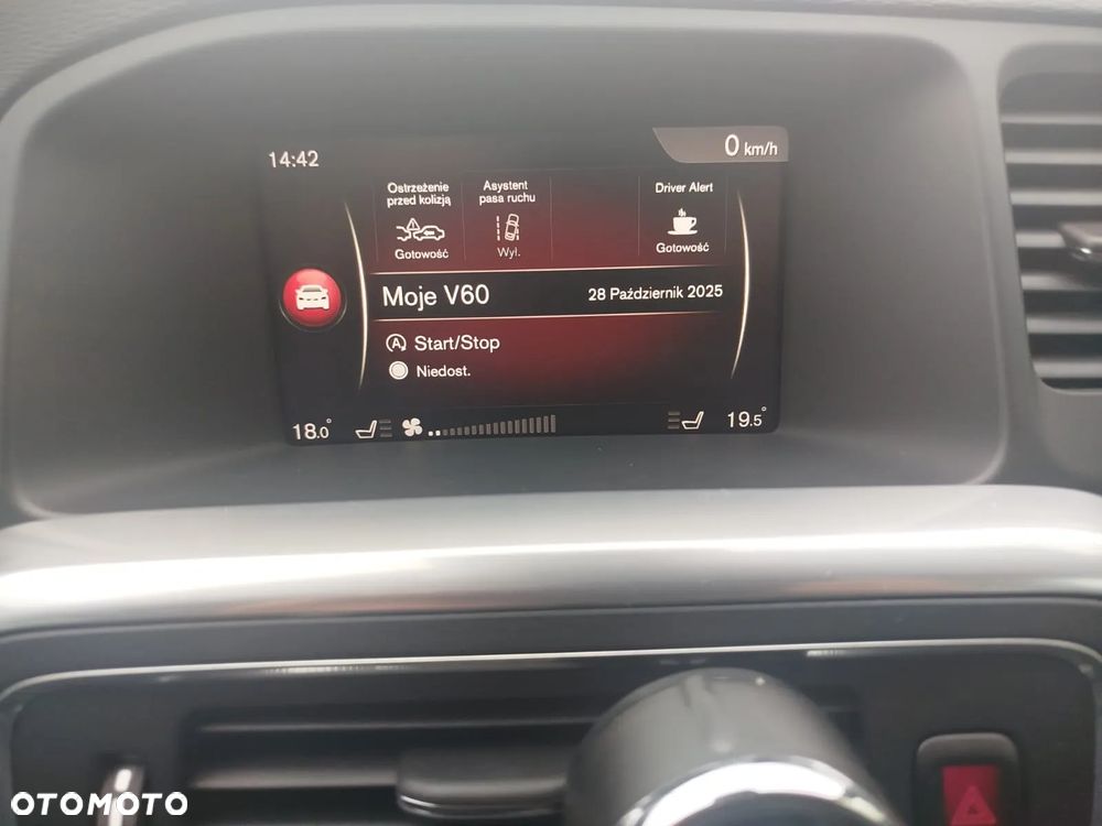 Volvo V60 D4 Geartronic Summum - 20