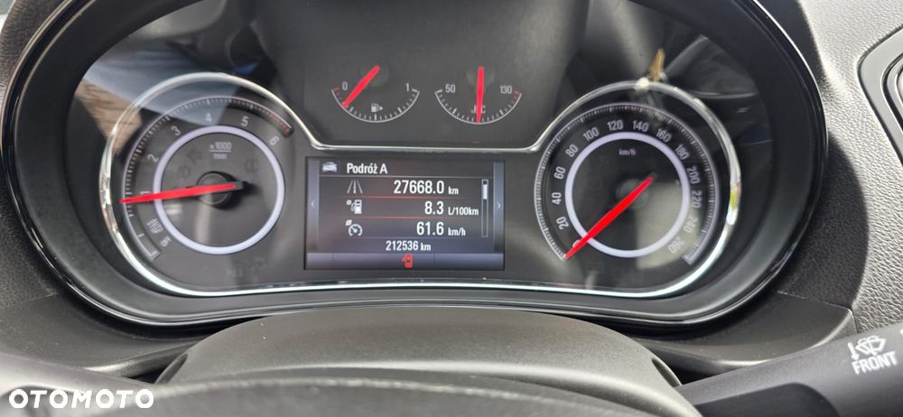 Opel Insignia - 19