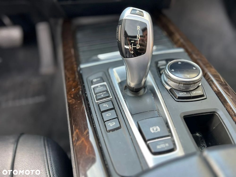 BMW X5 xDrive35i Edition Exclusive - 18