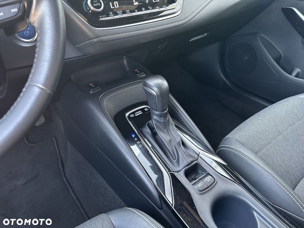 Toyota Corolla 2.0 Hybrid Comfort - 19