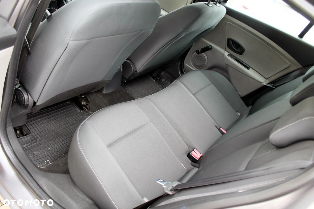 Renault Megane 1.6 16V 100 Authentique - 13