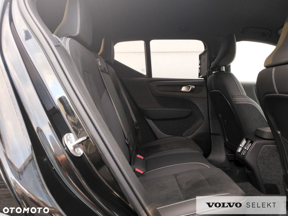 Volvo XC 40 - 12