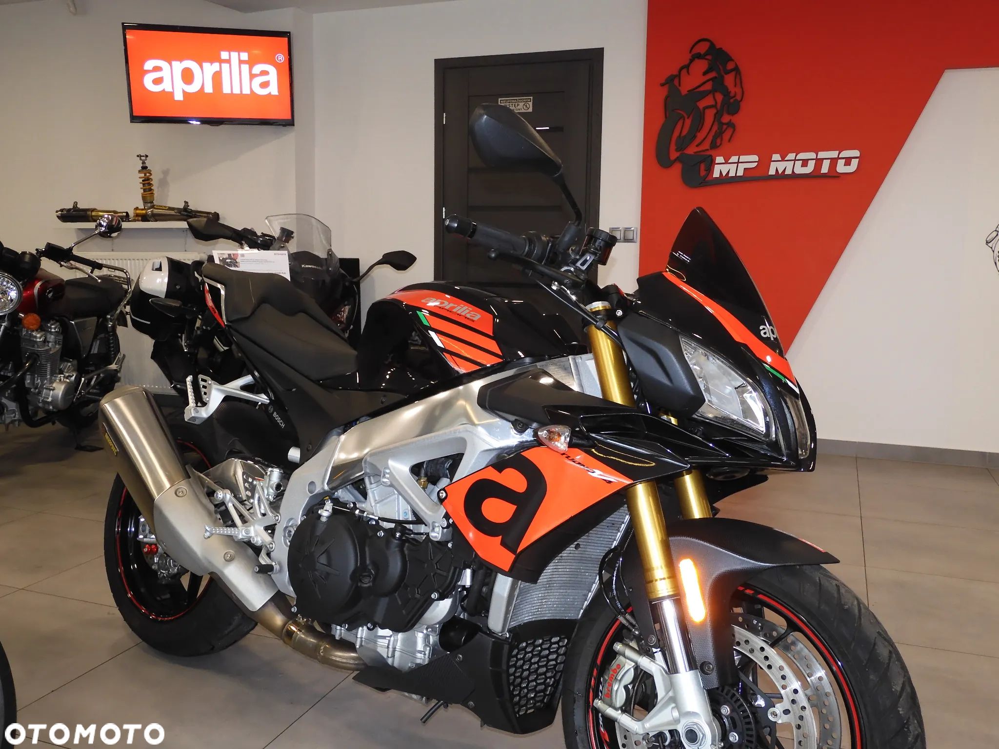 Aprilia Tuono - 1