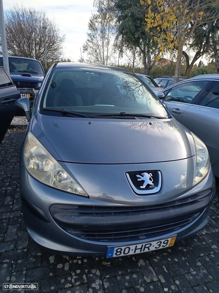 Peugeot 207 1.4 16V Open - 1
