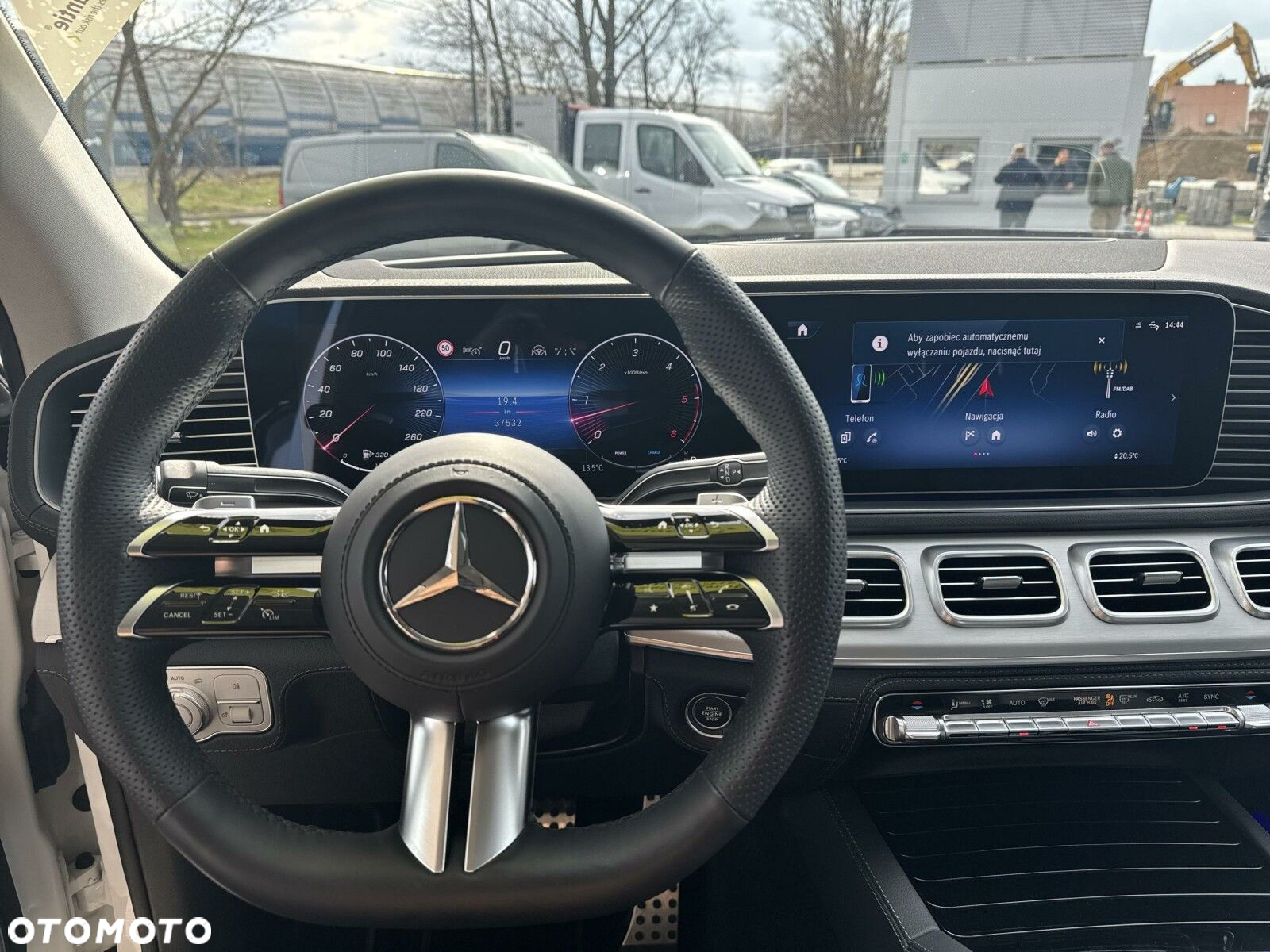 Mercedes-Benz GLE - 17