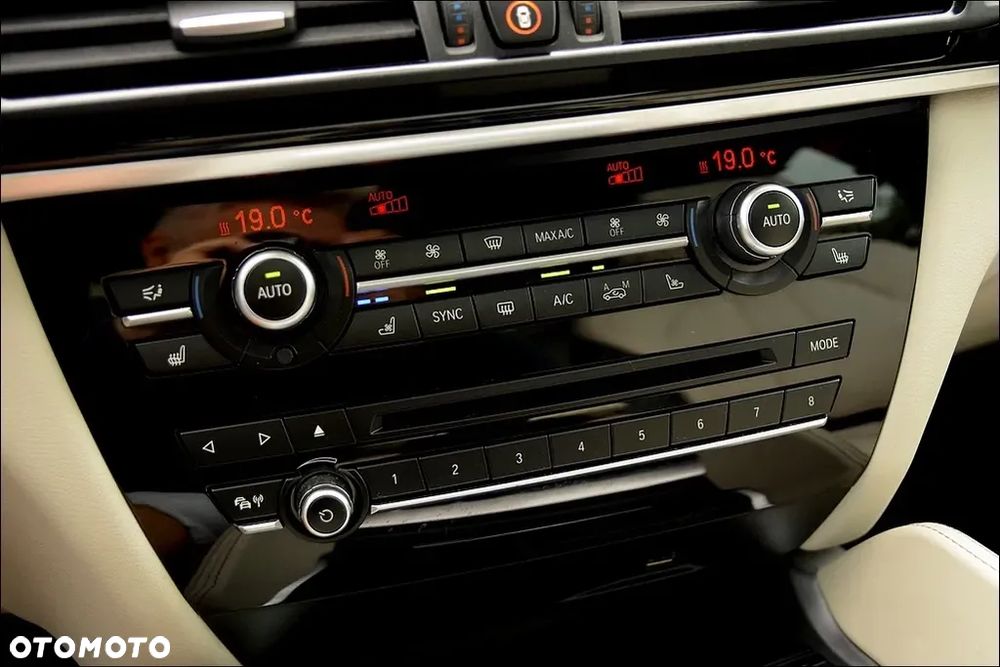 BMW X6 xDrive40d M Sport - 29