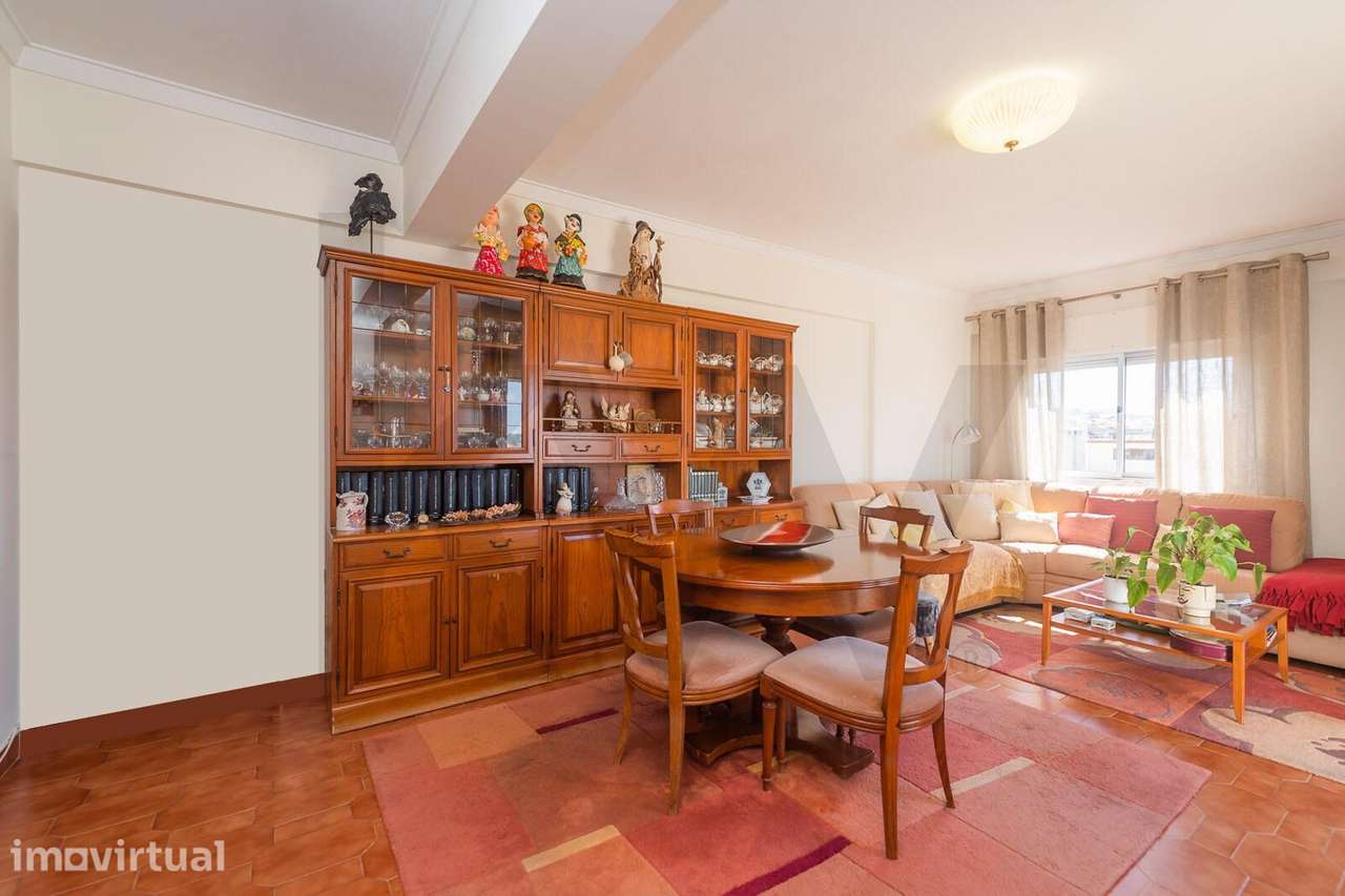 Agualva - Apartamento T3 de 160m2 com Amplo Terraço Único. - Grande imagem: 5/46