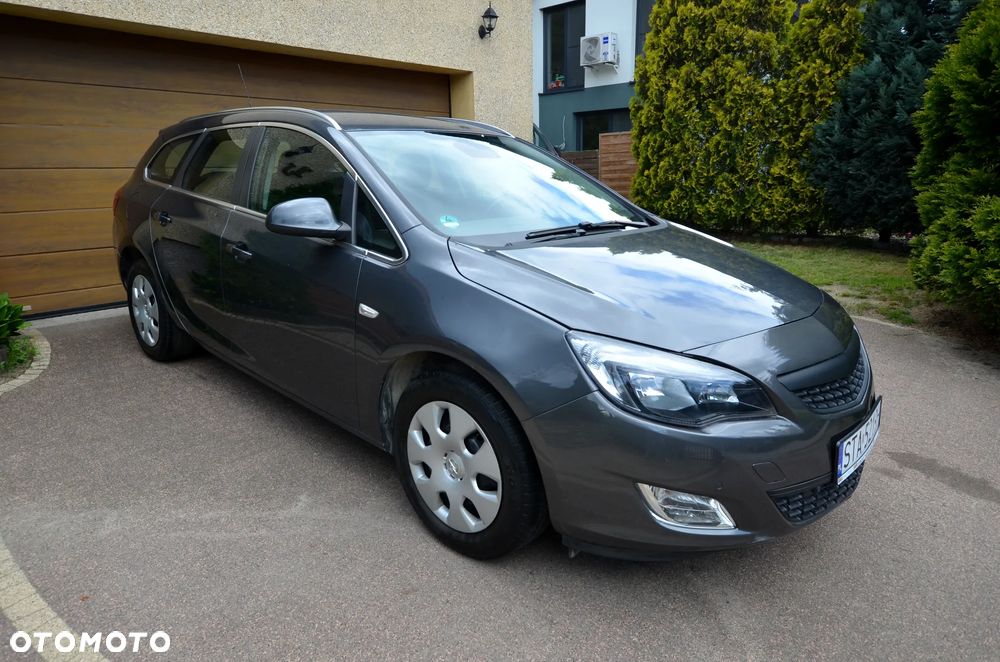 Opel Astra 1.4 T Cosmo - 1