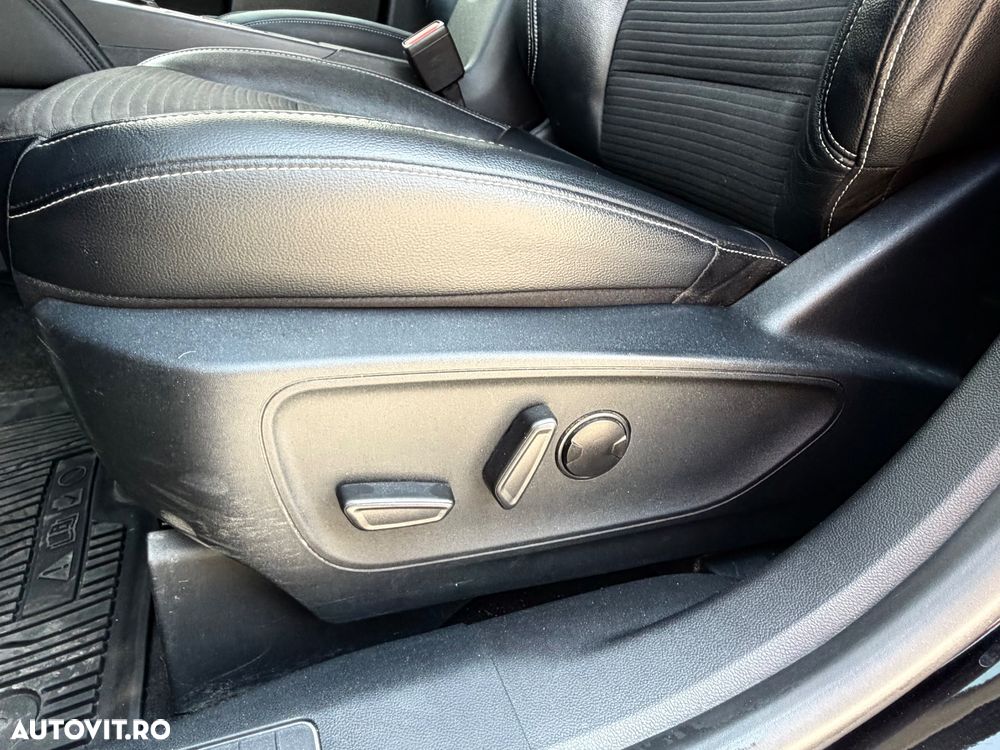 Ford Kuga 2.5 Duratec FHEV AWD Titanium X - 19