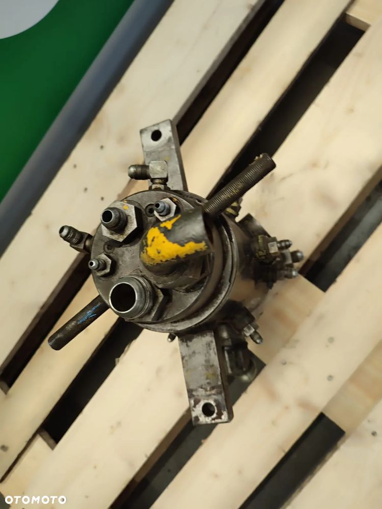 Kolumna obrotu 06345 JLG 660 - 6