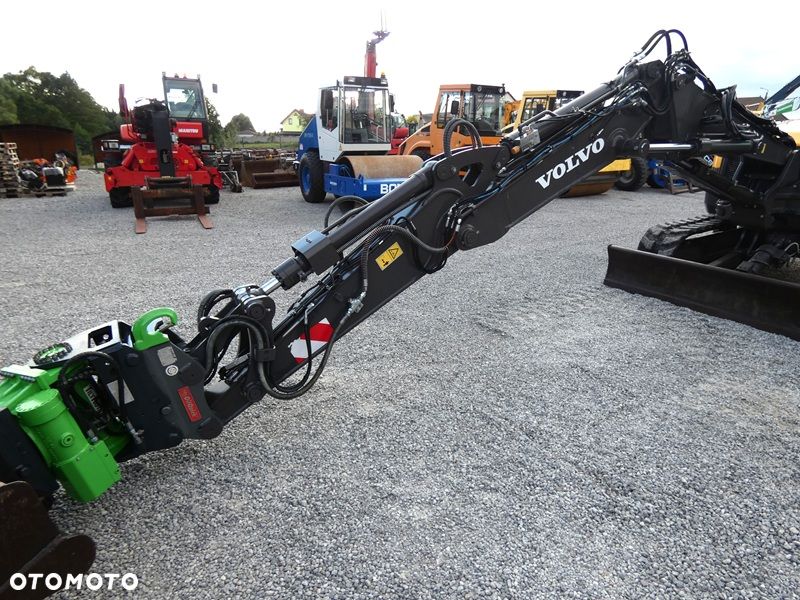 Volvo ECR88D ROTOTILT OILQUICK / Z Niemiec / 5262mtg / - 37