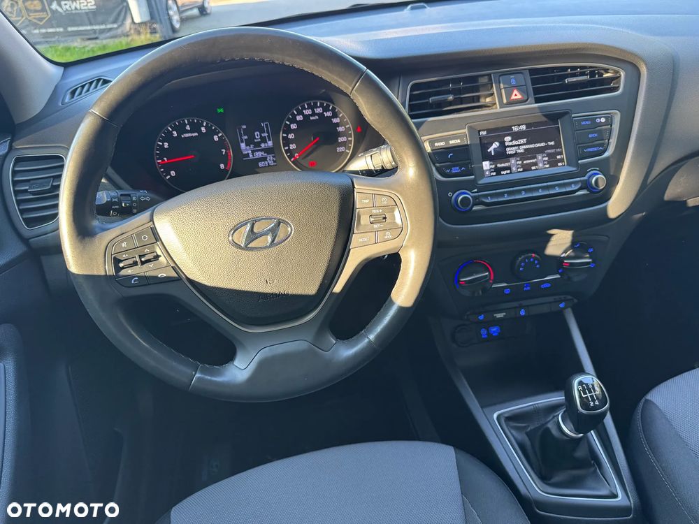 Hyundai i20 - 28